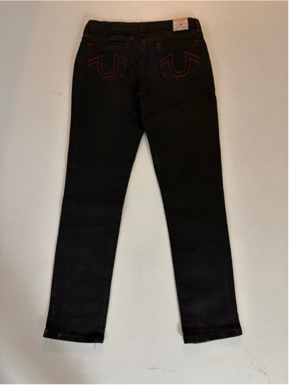 Boys True Religion Black Slim Fit Jeans Size 16 with Red Stitching
193 - Picture 3 of 8
